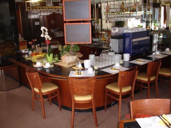 אלסדורף Hotel Corso מראה חיצוני תמונה